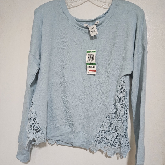 NWT American Rag cie Light Blue Sweatshirt with Lace Detail, Size L - Picture 1 of 4